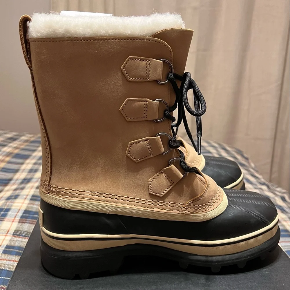 Sorel - Caribou Boots / Winter Snow Boots - Picture 2 of 7